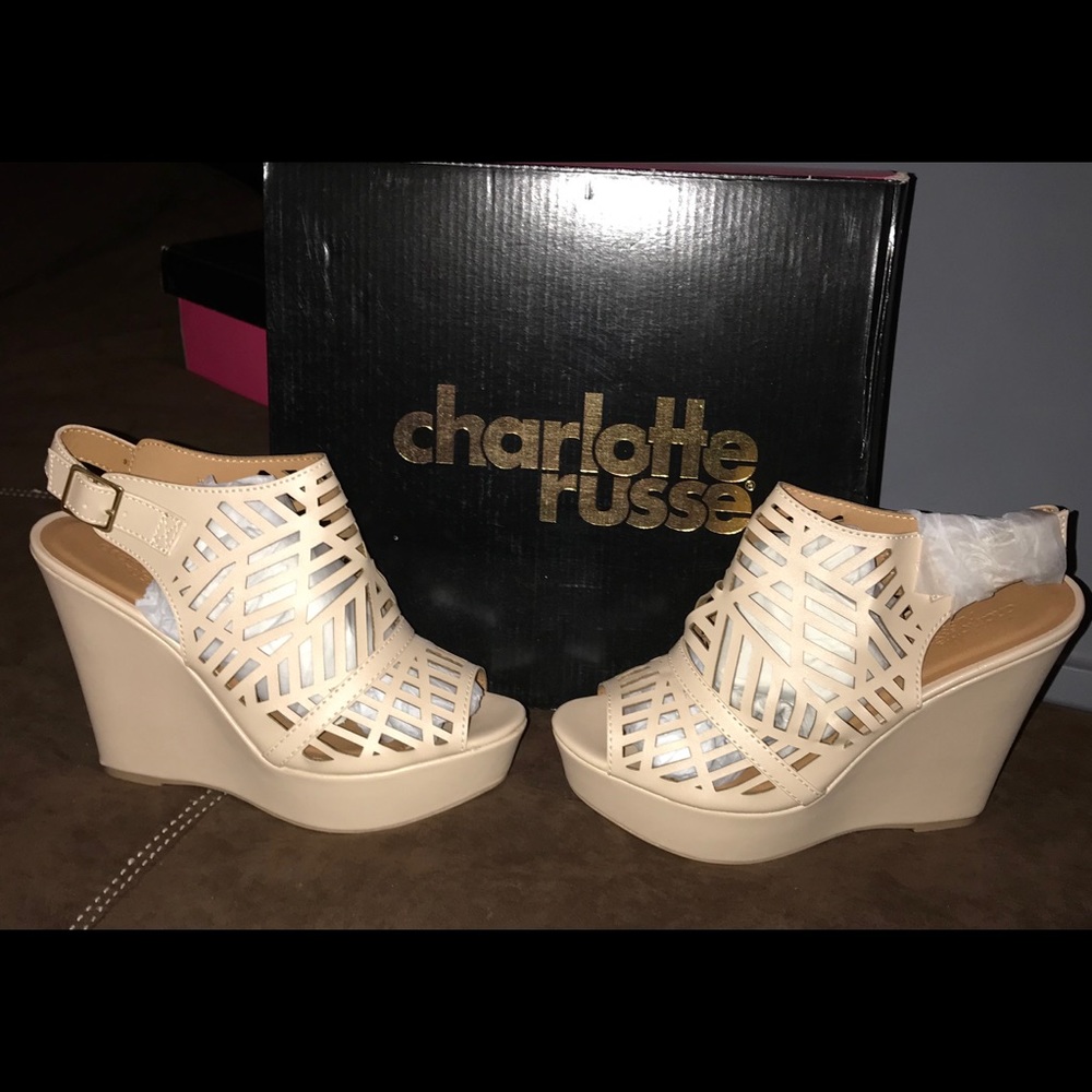 Charlotte Russe, cutout, wedge sandal - Picture 2 of 5